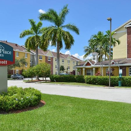 Towneplace Suites Miami Lakes Exterior foto